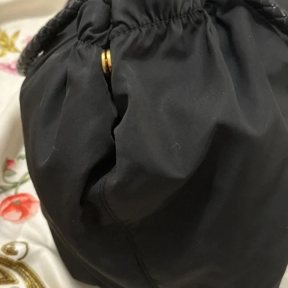 Prada tessuto nylon bauletto bow bag crossbody - Picture 4 of 16